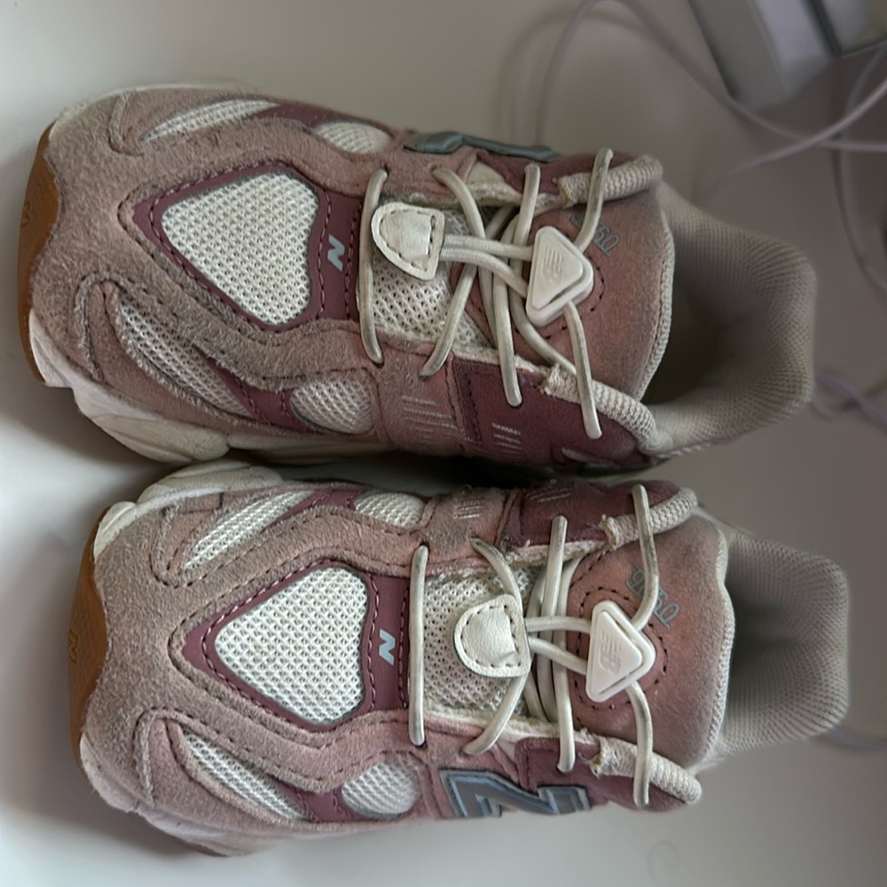New Balance Kids Sneakers - Pink and White